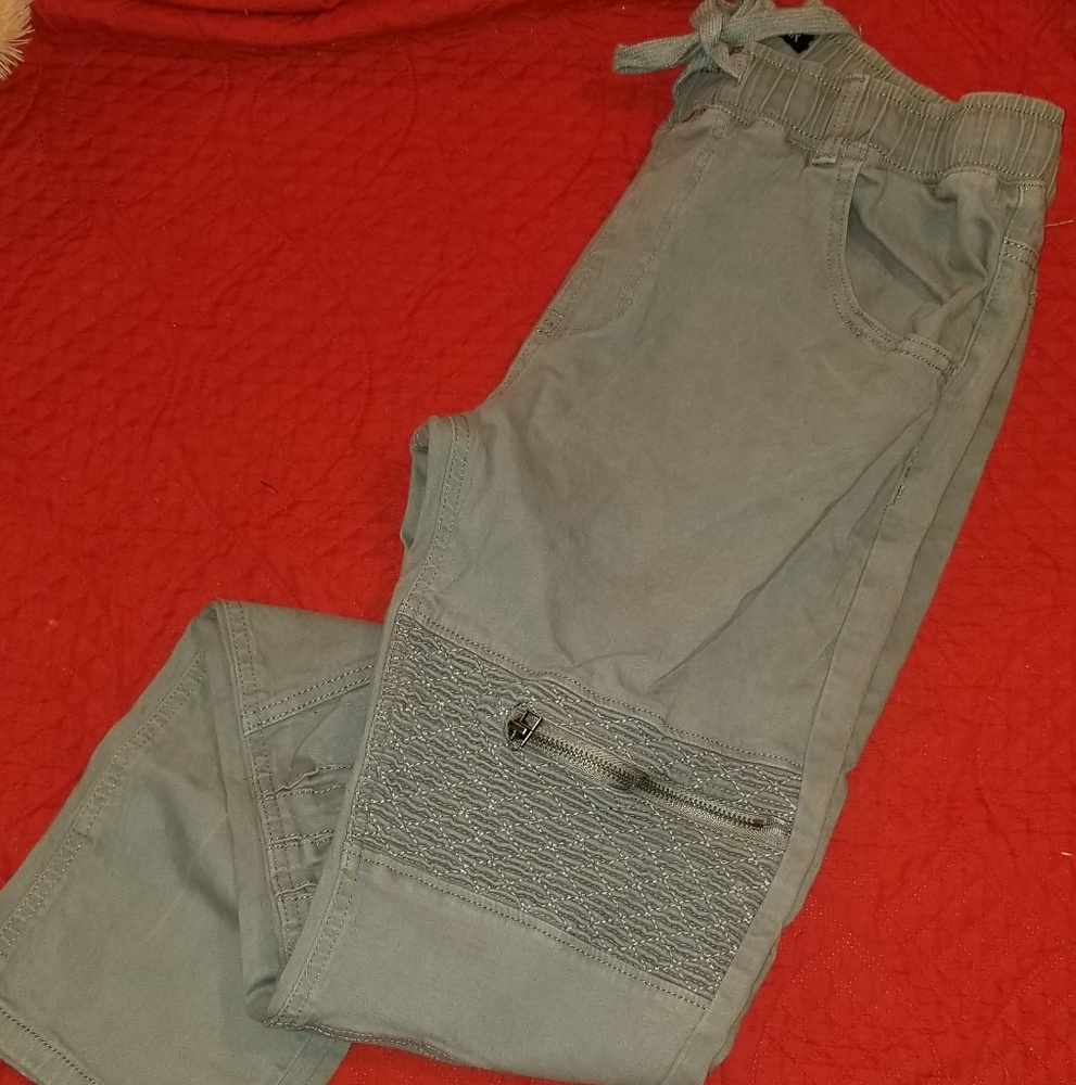 Rocawear joggers